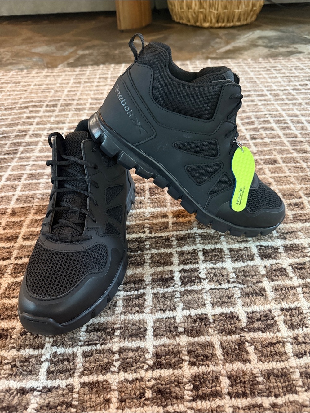 NWOT Reebok Sublite Cushion Electrical Soft Toe Work Shoes Size 12M